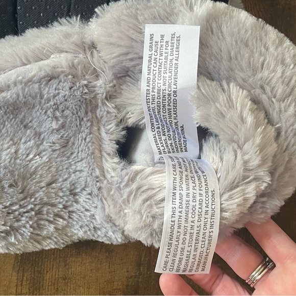 Microwaveable Slippers - Picture 2 of 6